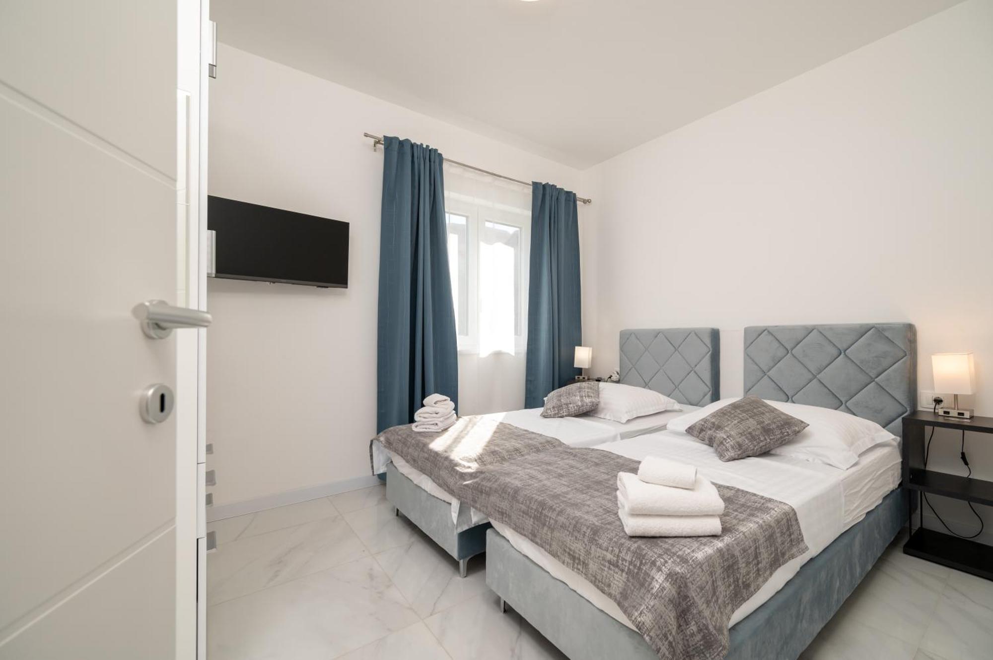 Apartments Filipo Trogir Exterior foto